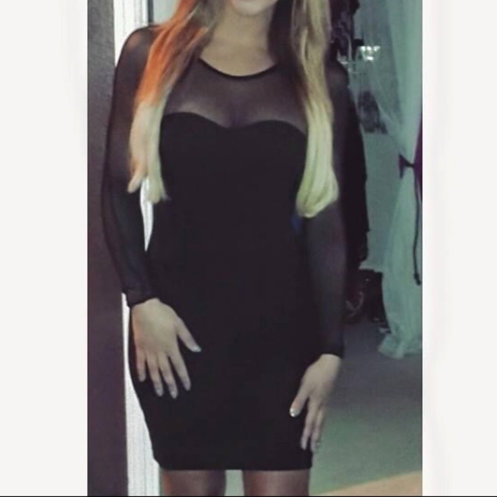 XXI mini black dress